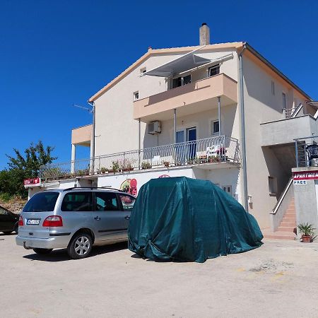 Apartmani Toni Vodice Zewnętrze zdjęcie