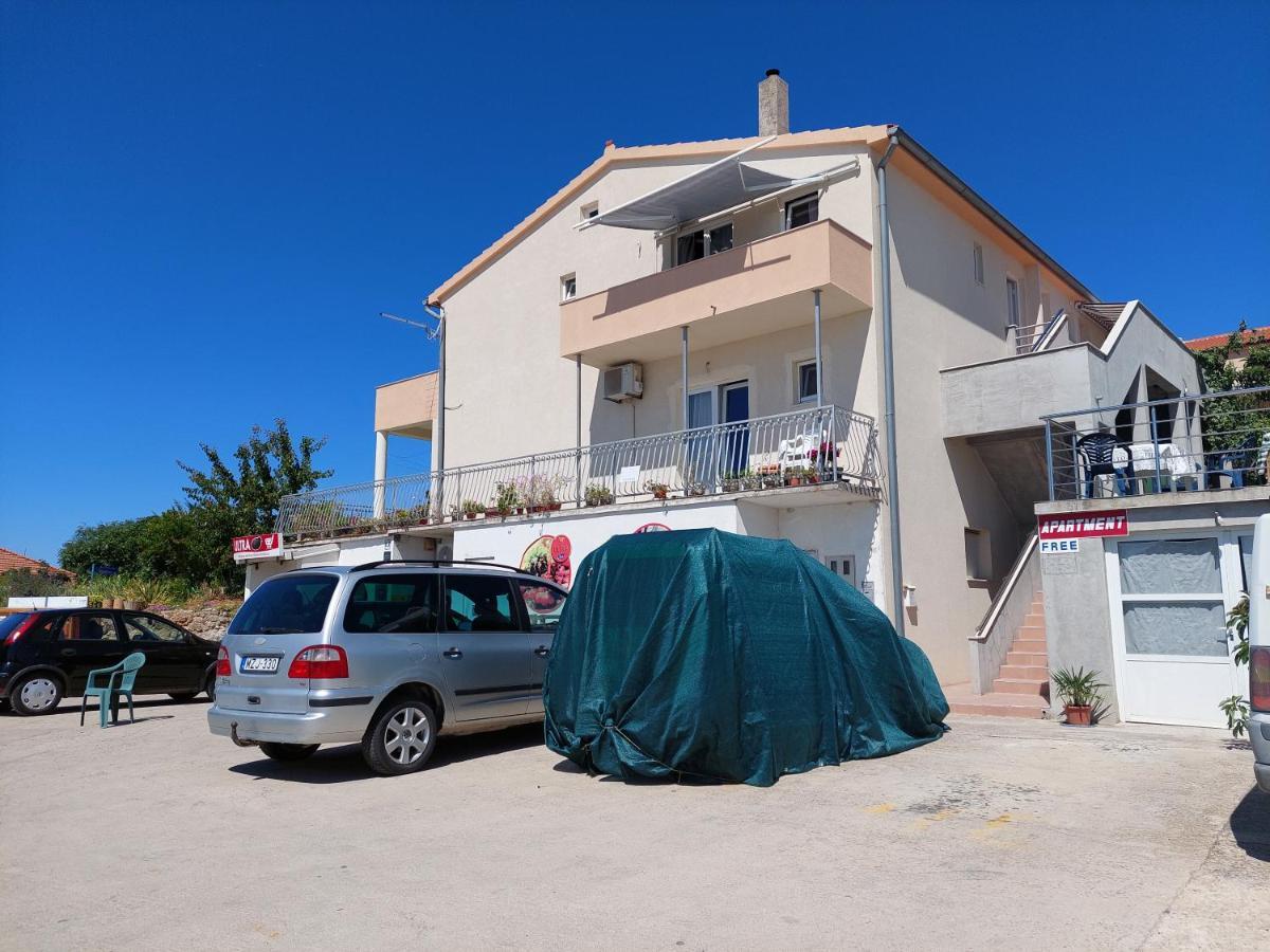 Apartmani Toni Vodice Zewnętrze zdjęcie