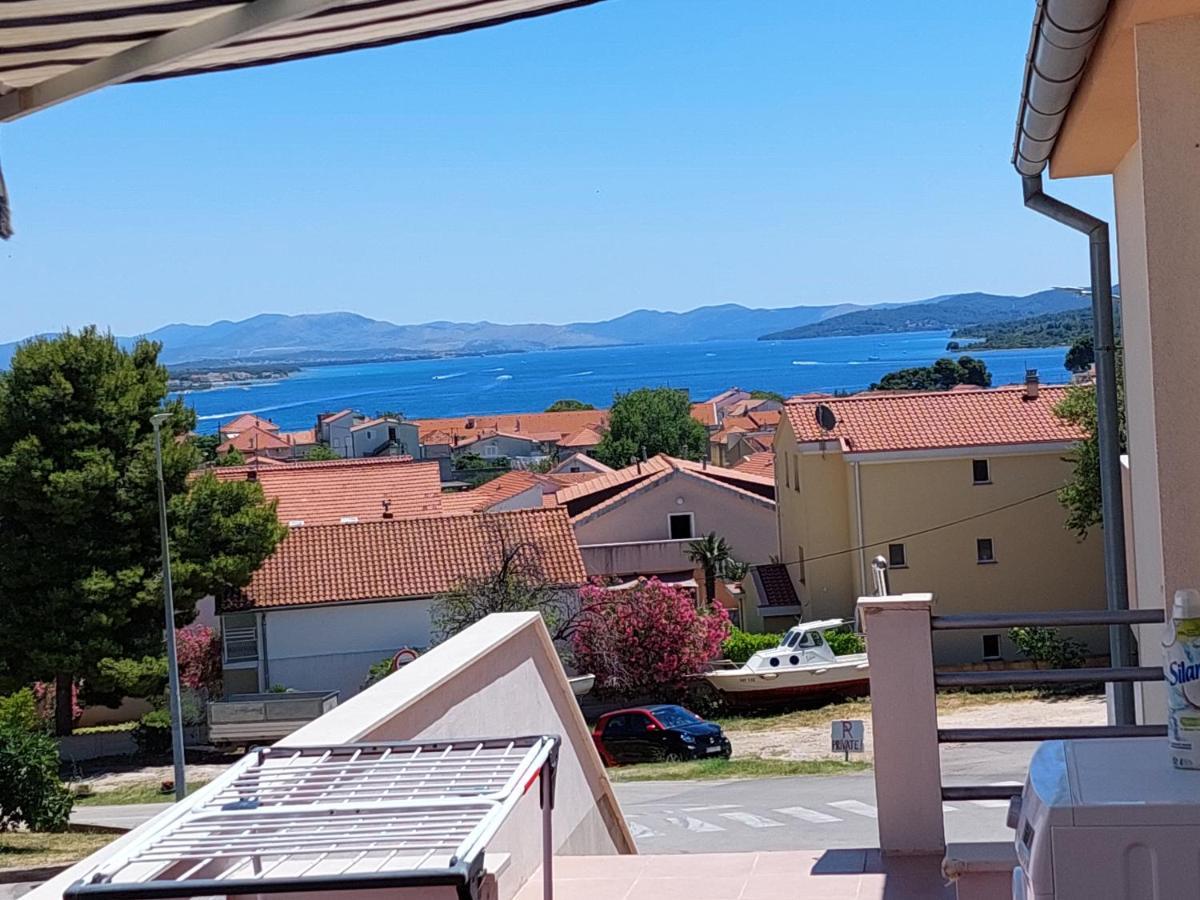 Apartmani Toni Vodice Zewnętrze zdjęcie