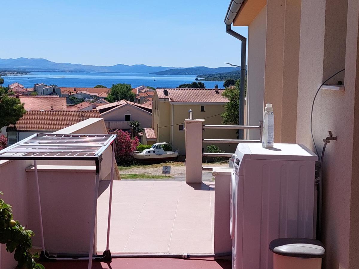 Apartmani Toni Vodice Zewnętrze zdjęcie